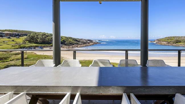 Idyllic views over the Boat Harbour. Photo: Stayz