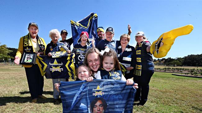 Rebecca Webber and her kids Maddison , 4, and Brooklyn, 2, are huge JT fans. Behind them are Cheryl Dangerfield ,Thelma Gill, Dot Matthews, Jared Rogers, 14, Christopher Matthews,  Rob and Cathy Webber and Julie Powell. Picture: Annette Dew