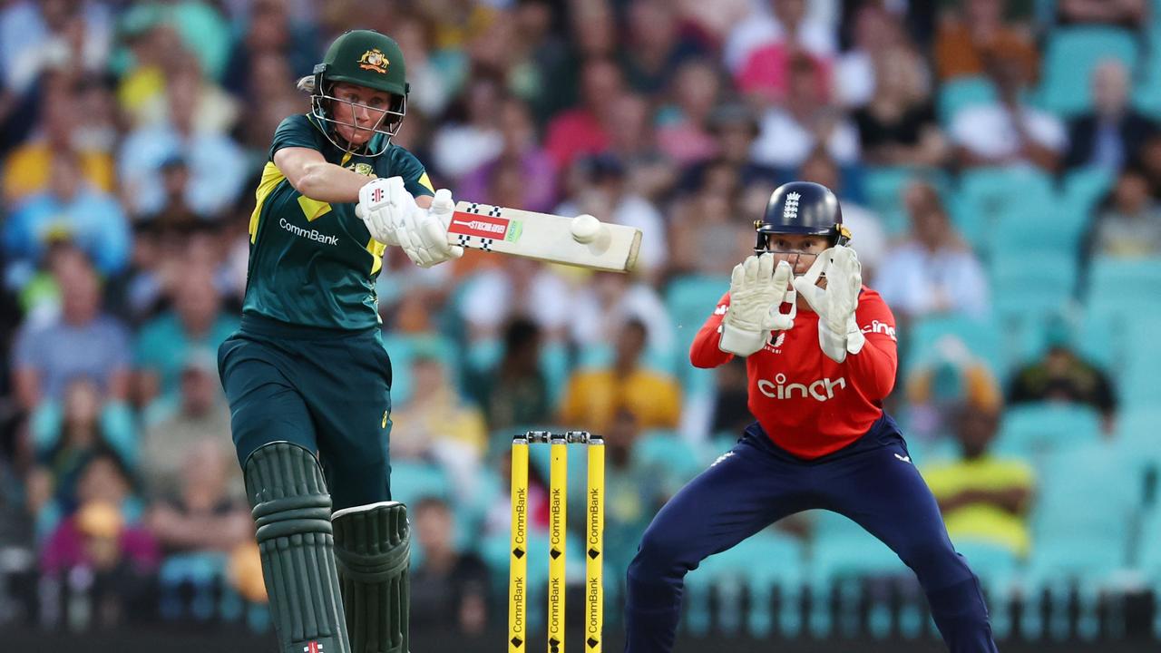 Aussies secure Ashes despite shock injury news