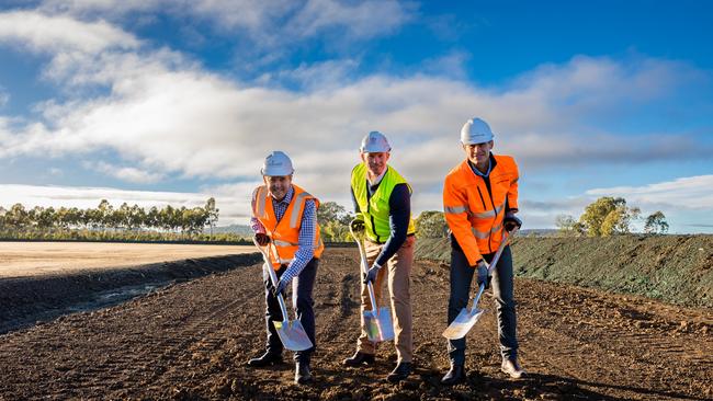 Stanwell CEO Michael O’Rourke, Energy Minister Mick de Brenni and Cubico's David Smith at the site of the Wambo Wind Farm near Ironpot.