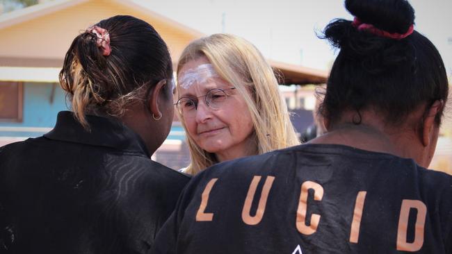 Territory Coroner Elisabeth Armitage visits Yuendumu during an inquest into the death of Kumanjayi Walker. Women's ceremony. Picture: Jason Walls