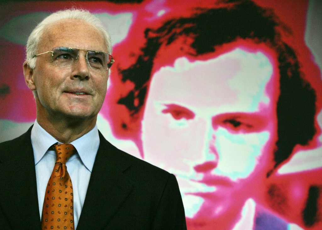 ‘Danke Franz’ Germany lights a candle for football icon Beckenbauer