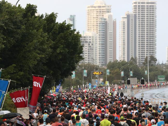 Competitors in the Gold Coast Marathon. Photograph : Jason O'Brien