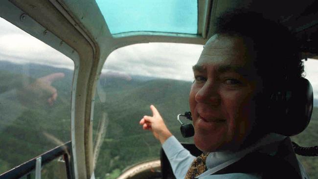 Former Gold Coast mayor Ray Stevens checks out where proposed Skyrider cable car will go between Mudgeeraba and Springbrook...pict Paul/Riley feb 10 1998 - headshot aerials 35/D/13257/13259