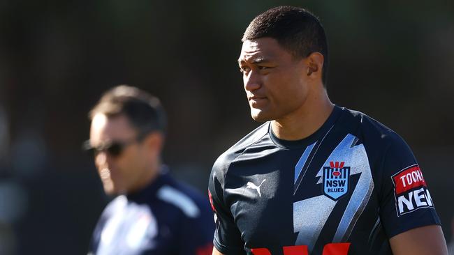 SYDNEY, AUSTRALIA - MAY 23: Stefano Utoikamanu watches on during a New South Wales Blues State of Origin training session at Coogee Oval on May 23, 2023 in Sydney, Australia. (Photo by Mark Kolbe/Getty Images)