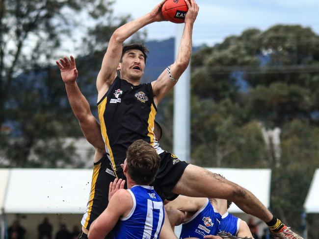 EFNL 2024: Balwyn's Josh Pollocks clunks a spectacular mark in the grand final. Picture: Davis Harrigan