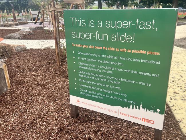 Warrnambool City Council install a sign at the Lake Pertobe playground with safety instructions on how to use the 9m slide. Picture: Jack Colantuono