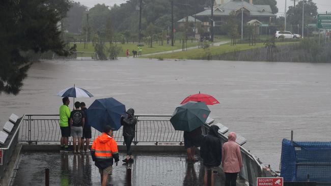 With heavy rains across Sydney today, the Hawkesbury River is rising quickly and Windsor Bridge looks like it may possibly be closed at some stage tonight. Picture: David Swift