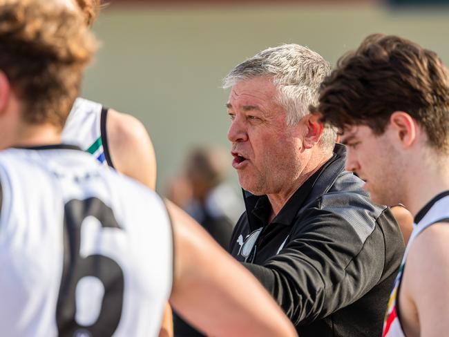 Glen Eira coach Jon Edgar. Photo: VAFA Media.