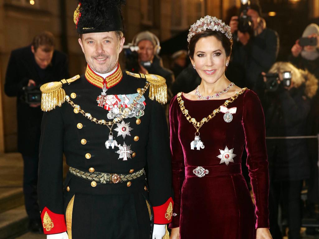 Princess Mary, Prince Frederik stun on red carpet decades after chance ...