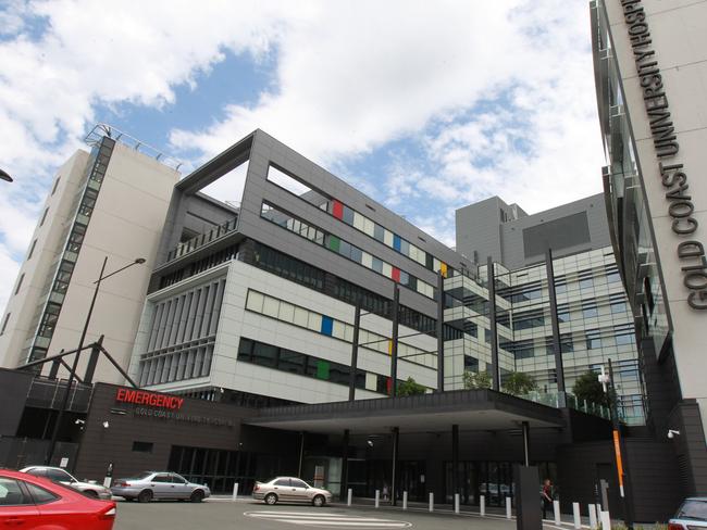 Generic pictures  of the outside of the Gold Coast University Hospital at Parkwood .Picture Mike Batterham