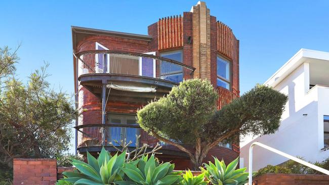 Will Vicars emerged as a cash buyer for the Brighton Boulevard triplex apartment block.