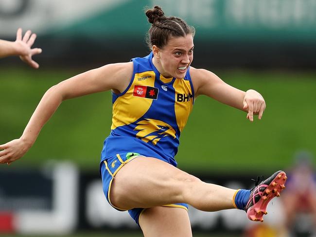 PERTH, AUSTRALIA - AUG 16: Jessica Rentsch of the Eagles kicks the ball during the 2024 AFLW Practice Match between the West Coast Eagles and the St Kilda Saints at Mineral Resources Park on August 16, 2024 in Perth, Australia. (Photo by Will Russell/AFL Photos via Getty Images)