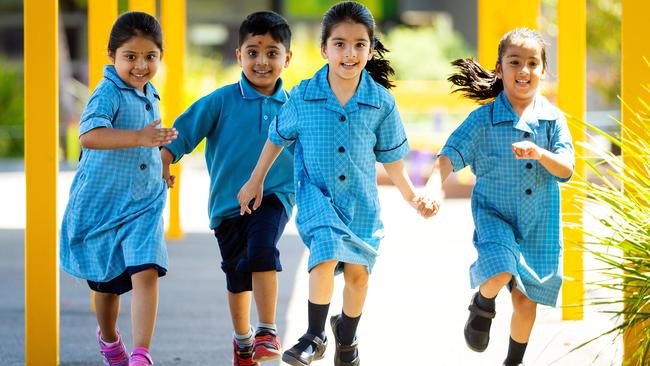 Traffic crawled at an average speed of just 3km/h outside Cranbourne East Primary in March. Picture: Mark Stewart