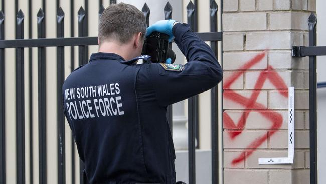 SYDNEY, AUSTRALIA - NewsWire Photos - JANUARY 11, 2025: Anti semitic attack on the Newtown Synagogue, Sydney. Crime scene has been established. Picture: NewsWire / Simon Bullard.