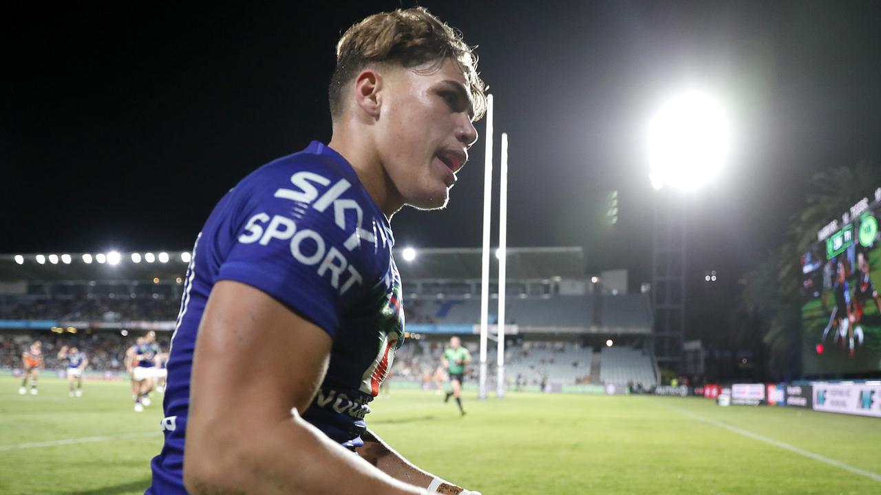 GOSFORD, AUSTRALIA - MAY 21: Reece Walsh of the Warriors celebrates after scoring a try during the round 11 NRL match between the New Zealand Warriors and the Wests Tigers at Central Coast Stadium on May 21, 2021, in Gosford, Australia. (Photo by Mark Metcalfe/Getty Images)