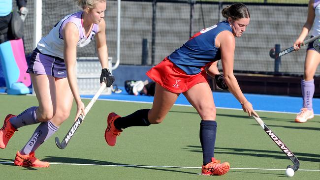 Ascot player Kyra Livermore, right, takes control on the ball. Picture, John Gass.