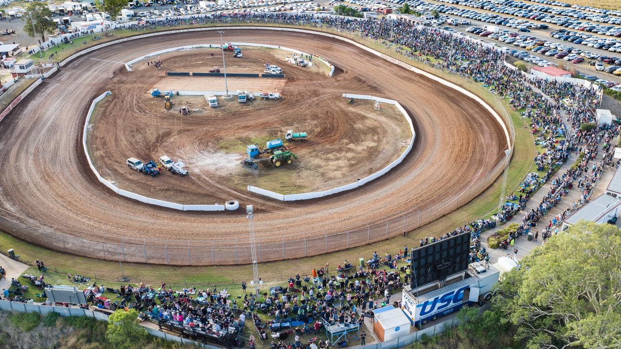 The Toowoomba Speedway at Charlton will be buzzing with hi-octane activity over the Easter weekend. Photo by Krizmik Industries.