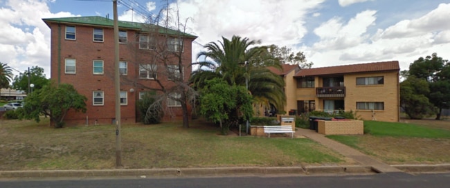 The unit block Murdoch broke into. Picture - Google Maps.