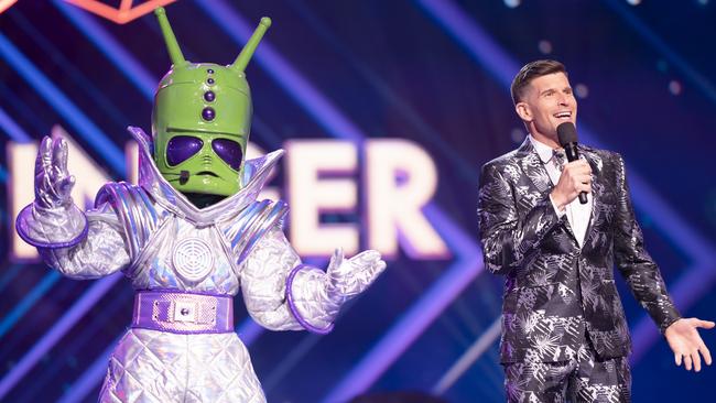 'The Alien' on The Masked Singer Australia. Is it Nikki Webster?