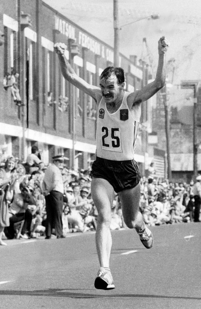 Marathon runner Rob (Deek) de Castella became a sporting legend after his 1982 effort.