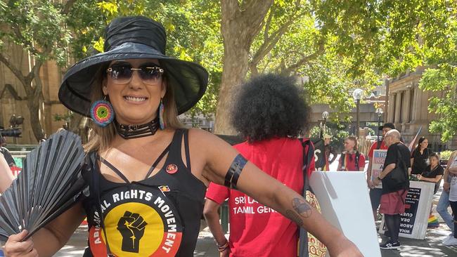 Independent senator Lidia Thorpe was removed from Sydney’s Mardi Gras parade on Saturday night after clashing with police.