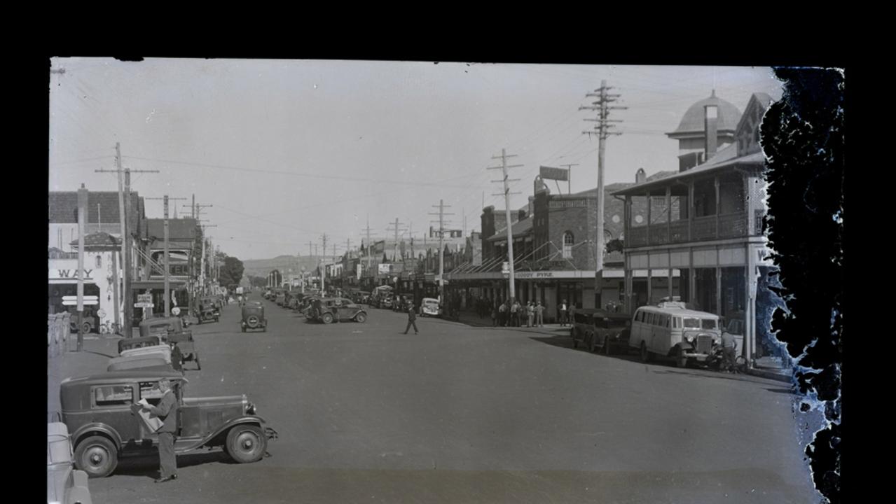 Keen Street in Lismore, from the Rose Stereograph Company Collection.