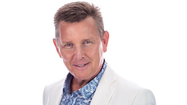 Tom Burlinson sings the memorable songs from the greatest composers and lyricists of the 20th Century.