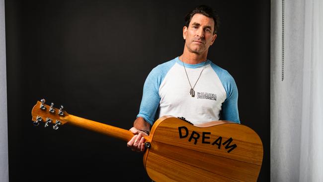 Australian singer-songwriter Pete Murray, who will undertake a 56-date solo acoustic tour from May to September 2025. Picture: Ian Laidlaw