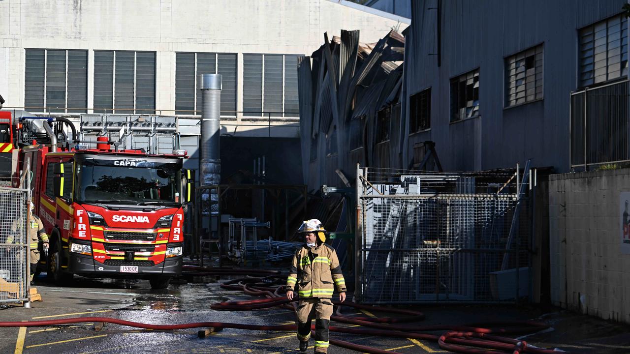 Salisbury fire: Crime scene declared as Brisbane warehouse collapses ...