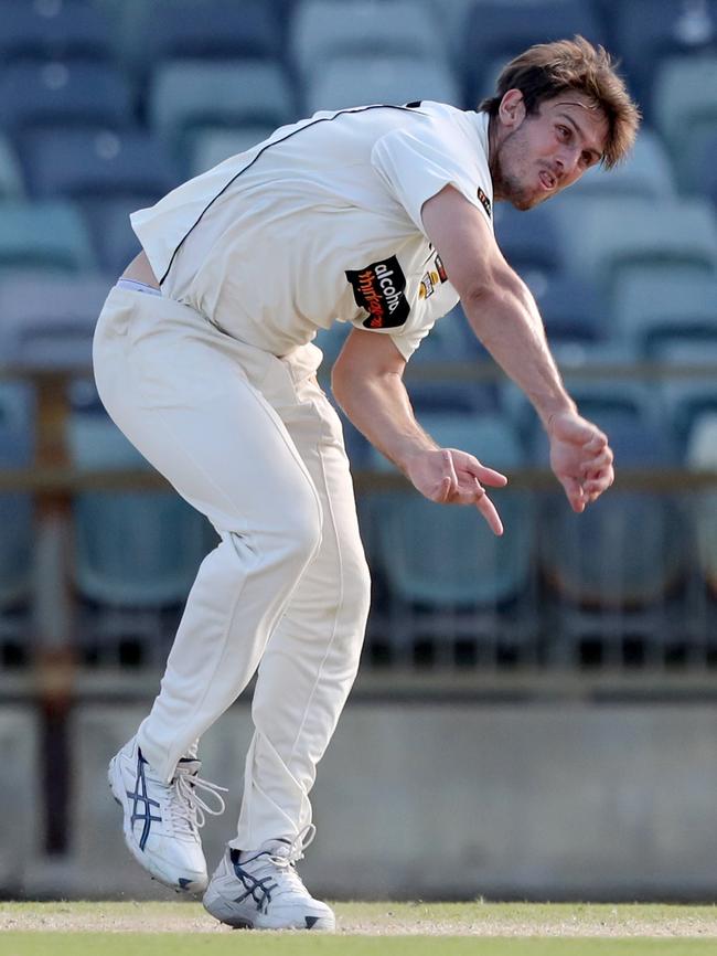 Mitch Marsh in action for Western Australia.