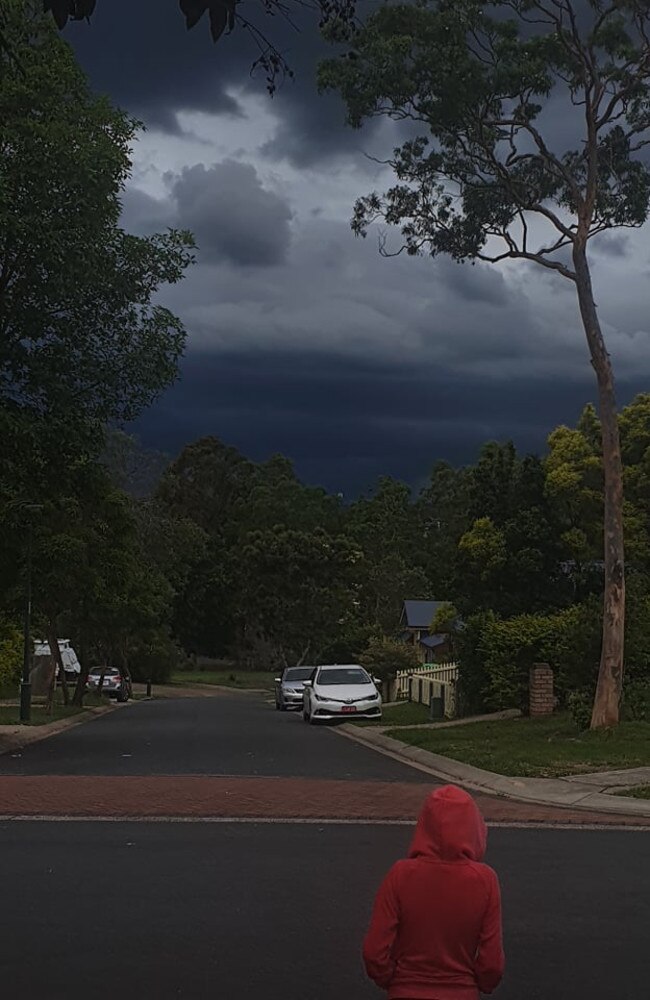 Storms rolling towards Ipswich. Picture:Jaz Urraarii Papuni