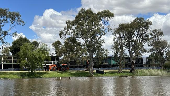 The Murray River is rising. Picture: James Juers