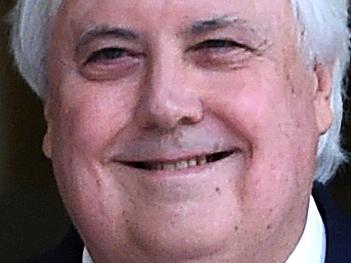 Businessman and former federal politician Clive Palmer leaves the Federal Court in Brisbane, Friday, Aug. 26, 2016. Mr Palmer took part in proceedings over the collapse of Queensland Nickel, the company behind the Yabulu Nickel refinery. (AAP Image/Dan Peled) NO ARCHIVING