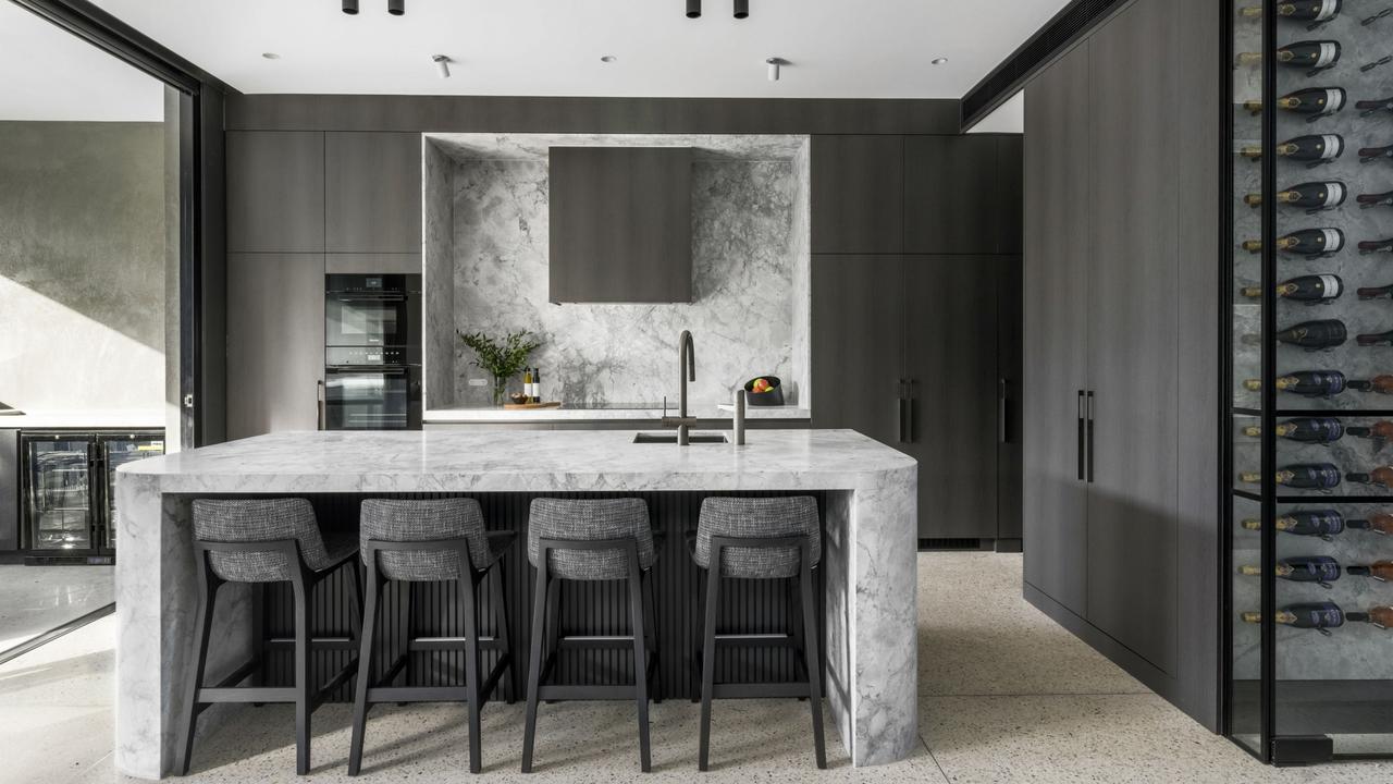 The marble-bench kitchen.