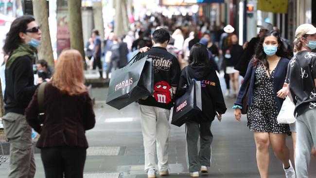 Boxing Day crowds were reportedly down on prior years as the Omicron outbreak kept some store shoppers at bay. Picture: NCA NewsWire/ David Crosling