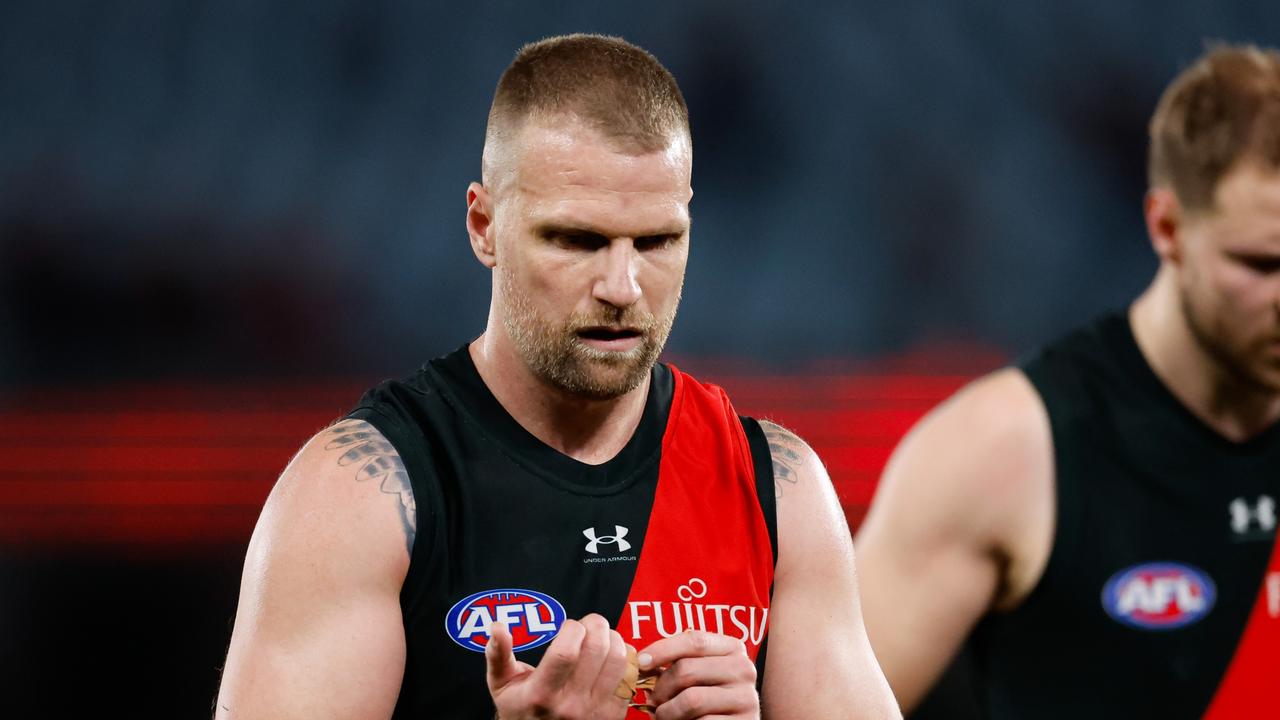 ‘Insulting’ detail of Essendon’s Stringer contract gamble