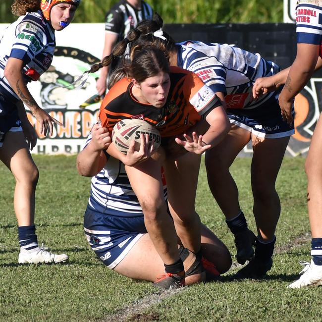 The Herbert River Crushers Women’s team drew 20-20 with Townsville Brothers in a hard-fought contest in Ingham on Saturday. Picture: Cameron Bates