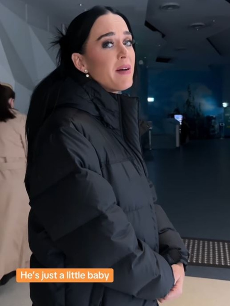 Katy Perry visits viral baby penguin Pesto at Sealife Melbourne Aquarium. Picture: Instagram