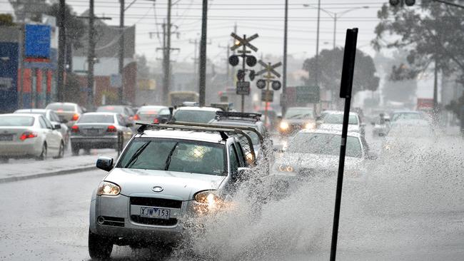 Melbourne Mops Up After Freak Hail Storm 