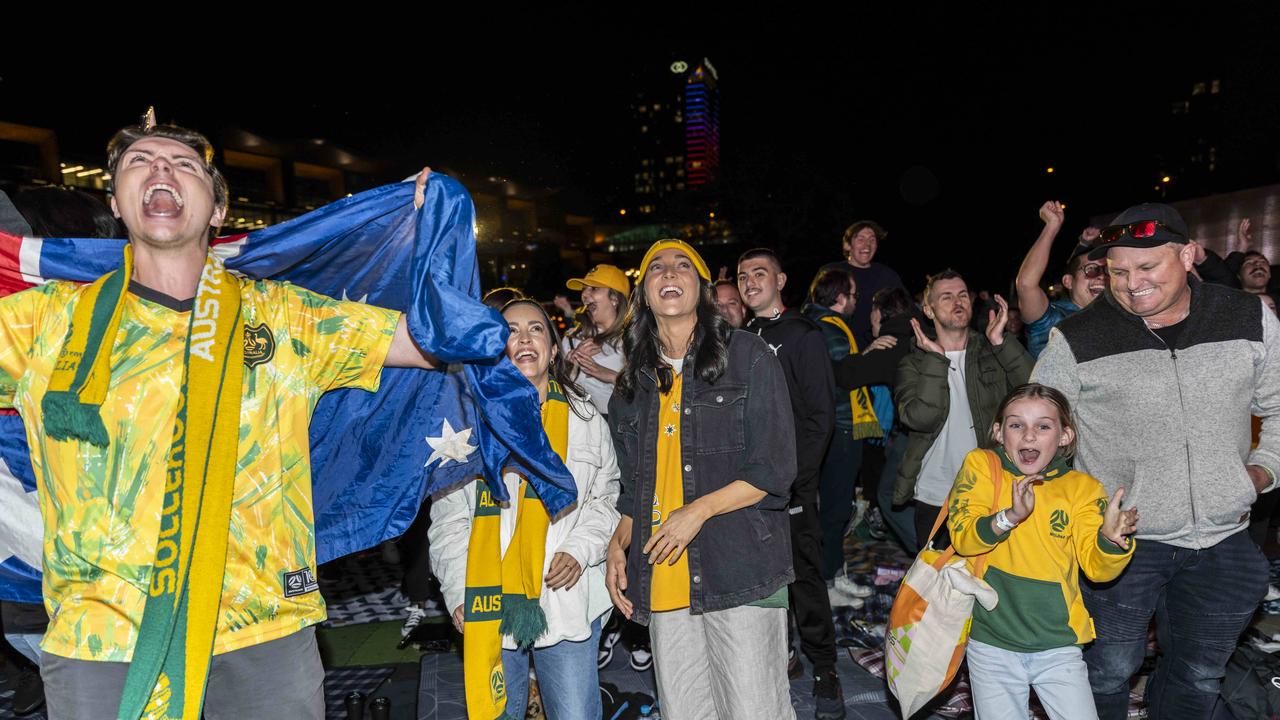 Fans have turned out in droves to various live sites across the country. Picture: NCA NewsWIRE/ Monique Harmer