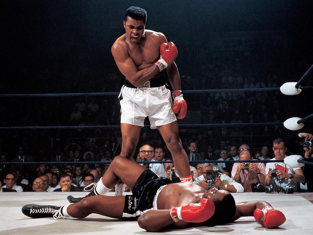 Truth behind iconic Muhammad Ali, Sonny Liston photo