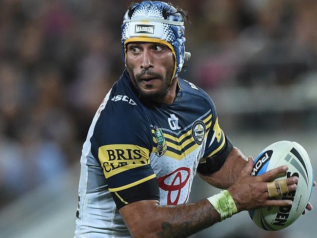 Johnathan Thurston wins third straight Rugby League Players ...