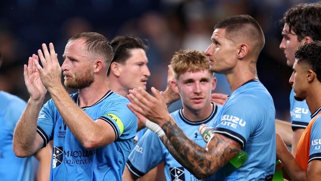 Sydney FC came from behind to earn a share of the spoils. Photo: Brendon Thorne/Getty Images.