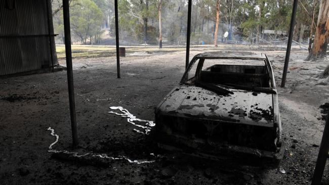 Horrifying vision shows fire truck being overrun by ferocious bushfire