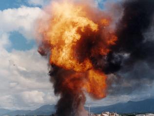 Memories flow 30 years on of a gas explosion that rocked Cairns | The ...