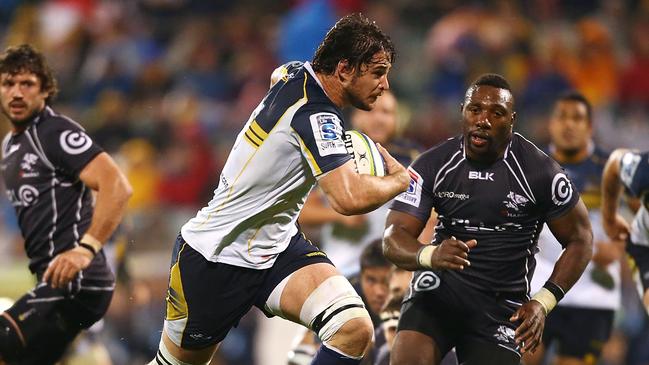 CANBERRA, AUSTRALIA - MAY 10: Sam Carter of the Brumbies heads to the try line to score a try during the round 13 Super Rugby match between the Brumbies and the Sharks at Canberra Stadium on May 10, 2014 in Canberra, Australia. (Photo by Mark Nolan/Getty Images)