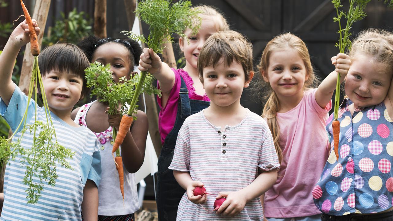 School holiday activities: Gardening with kids, easy to grow plants ...