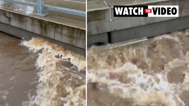 Enoggera Creek at Dorrington Park in flood