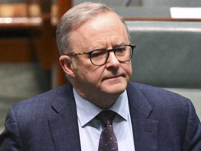 CANBERRA, AUSTRALIA, NewsWire Photos. NOVEMBER 30, 2023: The Prime Minister, Anthony Albanese arrives for Question Time at Parliament House in Canberra. Picture: NCA NewsWire / Martin Ollman